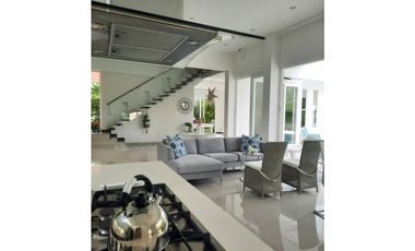 ESPECTACULAR CASA CAMPESTRE EN VENTA EN CONDOMINIO LA PRADERA RESTREPO