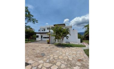 GIA 243 Casa Campestre La Mesa