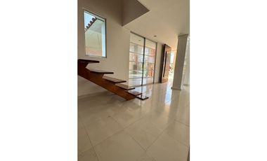 VENTA DE CASA TIPO CAMPESTRE VIA ARMENIA CLUB CAMPESTRE