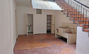 CASA OFICINA EN ALQUILER, SAN VICENTE, NORTE, CALI