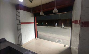 LOCAL PARA RENTA EDIFICIO AUTOMAR LA ORIENTAL