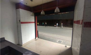 LOCAL PARA RENTA EDIFICIO AUTOMAR LA ORIENTAL