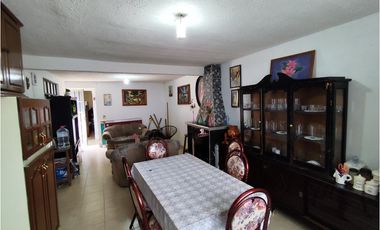 Se vende finca en El Chico, por Carboneras, Santiaguito.