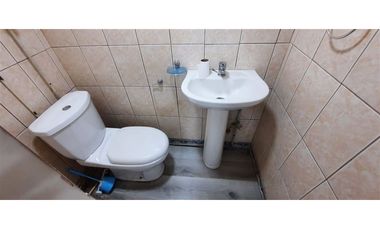 VENTA Local Comercial con Baño Escuela Militar Las Condes