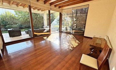 Casa en arriendo en LO BARNECHEA