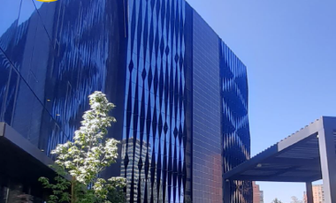 Local Comercial en Arriendo en Cerro El Plomo con Alonso de Córdova