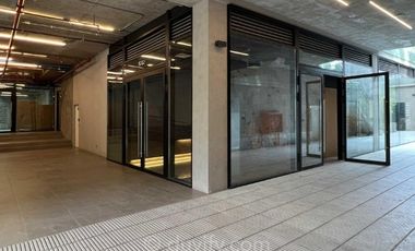 Local Comercial en Arriendo en Cerro El Plomo con Alonso de Córdova