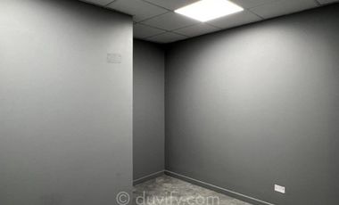 Local Comercial en Arriendo en Cerro El Plomo con Alonso de Córdova