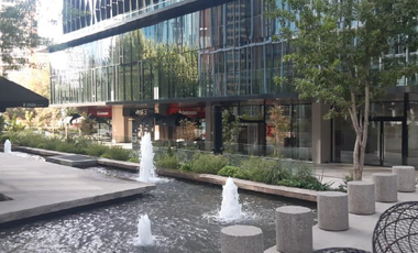 Local Comercial en Arriendo en Cerro El Plomo con Alonso de Córdova