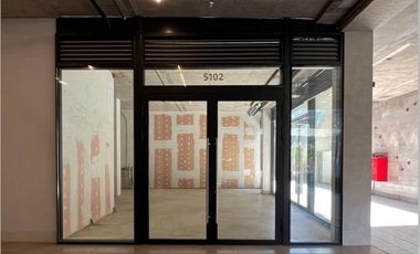 Local Comercial en Arriendo en Cerro El Plomo con Alonso de Córdova
