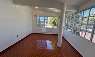 Casa sola en venta en San Miguel Tocuila, Texcoco, México
