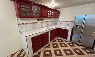 Casa sola en venta en San Miguel Tocuila, Texcoco, México