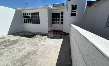 Casa sola en venta en San Miguel Tocuila, Texcoco, México