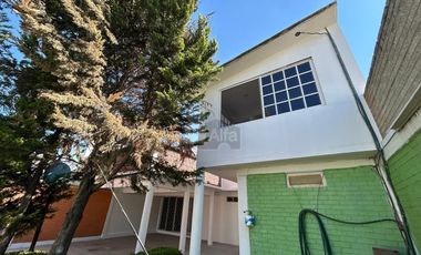 Casa sola en venta en San Miguel Tocuila, Texcoco, México