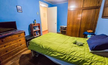 Casa 3 Dorm. 65/220m2 A 7 Min. Metro Av. Central El Bosque