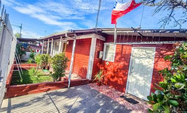 Casa 3 Dorm. 65/220m2 A 7 Min. Metro Av. Central El Bosque