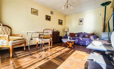 Casa 3 Dorm. 65/220m2 A 7 Min. Metro Av. Central El Bosque