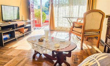 Casa 3 Dorm. 65/220m2 A 7 Min. Metro Av. Central El Bosque