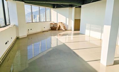 Oficina Remodelada 217 M2 Santiago Centro - Plaza De Armas