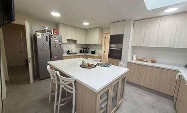 Casa Mediterranea En Arriendo De 4 Dorm. En Lo Barnechea