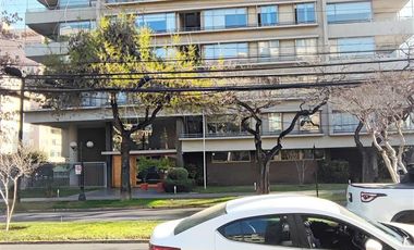 Departamento Arriendo De 3 Dorm. En Providencia Av El Bosque
