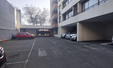 Ambplio Departamento Arriendo De 2 Dorm. En Santiago