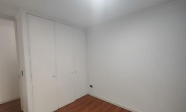 Ambplio Departamento Arriendo De 2 Dorm. En Santiago