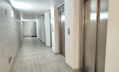Ambplio Departamento Arriendo De 2 Dorm. En Santiago
