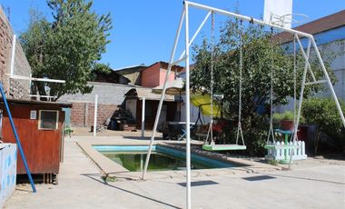 Casa En Amplio Terreno Con 4 Dorm. San Joaquín.