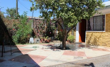 Casa En Amplio Terreno Con 4 Dorm. San Joaquín.
