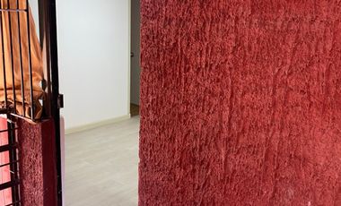 Departamento En Venta De 2 Dorm. En La Pintana