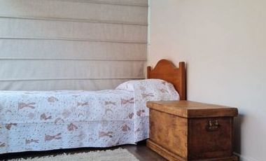 Departamento Con Patio En Arriendo De 4 Dorm. En Vitacura