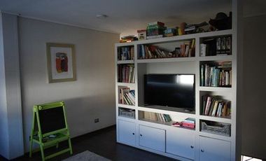 Casa En Arriendo De 6 Dorm. En Lo Barnechea