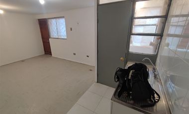 Departamento En El Bosque, Recién Remodelado, 2d+1b