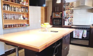 Venta Casa El Hualle Con Rojas Magallanes 4d3b 4estac