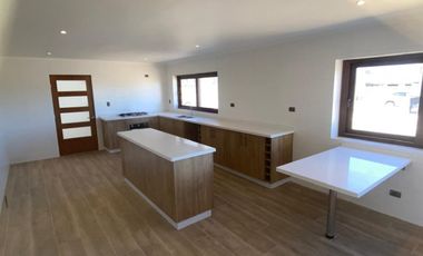 Casa En Venta De 4 Dorm. En Olivar