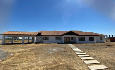 Casa En Venta De 4 Dorm. En Olivar