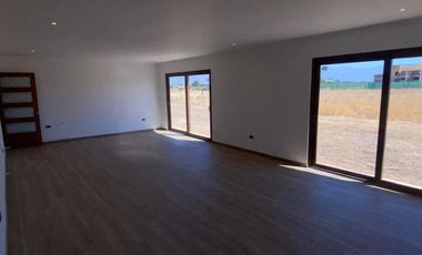 Casa En Venta De 4 Dorm. En Olivar