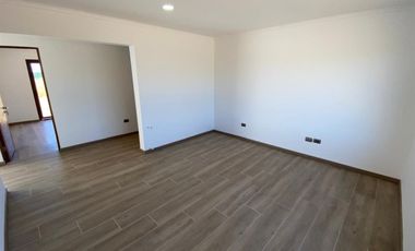 Casa En Venta De 4 Dorm. En Olivar