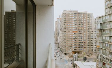 Arriendo Departamento De 1 Dorm. En Carmen Con Santa Isabel