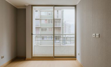 Arriendo Departamento De 1 Dorm. En Carmen Con Santa Isabel