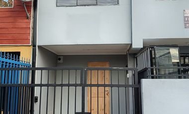 Depto 2do piso, en Arriendo De 2 Dorm. En Curicó