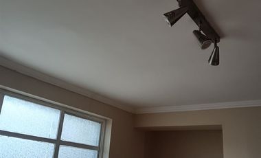 Depto 2do piso, en Arriendo De 2 Dorm. En Curicó