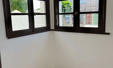 Venta Casa Remodelada + Casa Interior Metro Cerrillos