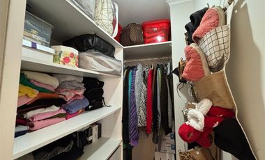 Departamento En Venta De 3d/2b Metro L2 San Miguel