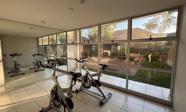 Departamento En Venta De 3d/2b Metro L2 San Miguel