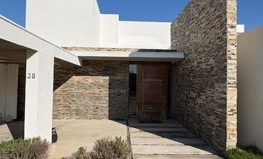 Casa En Venta Golf Los Lirios Requinoa 5d 6b