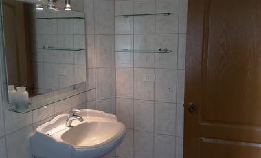 Casa En Venta De 6 Dormitorios En Pirque, Camino San Vicente