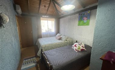 Casa En Venta De 5 Dorm. En Las Cabras