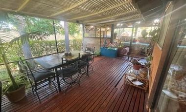 Casa En Venta De 5 Dorm. En Las Cabras